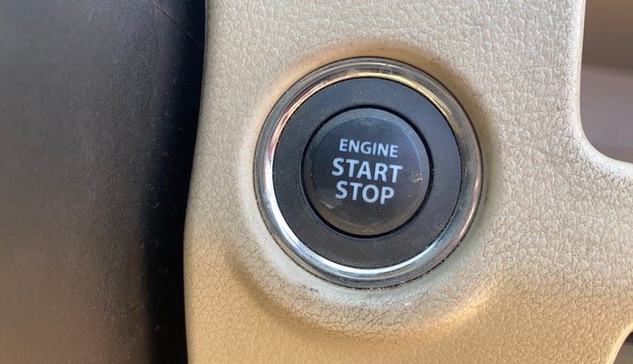 2015 Maruti Ciaz ZDI+ SHVS, Diesel, Manual, 64,541 km, Keyless Start/ Stop Button