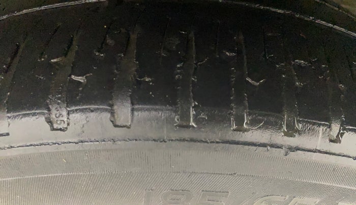 2015 Honda Jazz 1.2L I-VTEC V AT, Petrol, Automatic, 80,054 km, Left Rear Tyre Tread