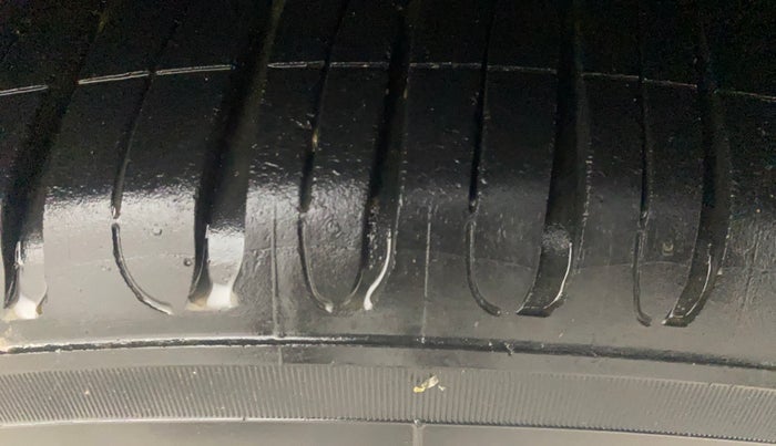 2015 Honda Jazz 1.2L I-VTEC V AT, Petrol, Automatic, 80,054 km, Right Front Tyre Tread