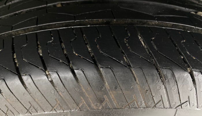 2025 Tata PUNCH Accomplished Plus (S) AMT, Petrol, Automatic, 8,487 km, Left Rear Tyre Tread