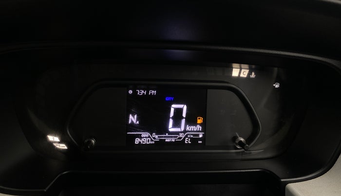 2025 Tata PUNCH Accomplished Plus (S) AMT, Petrol, Automatic, 8,487 km, Odometer Image