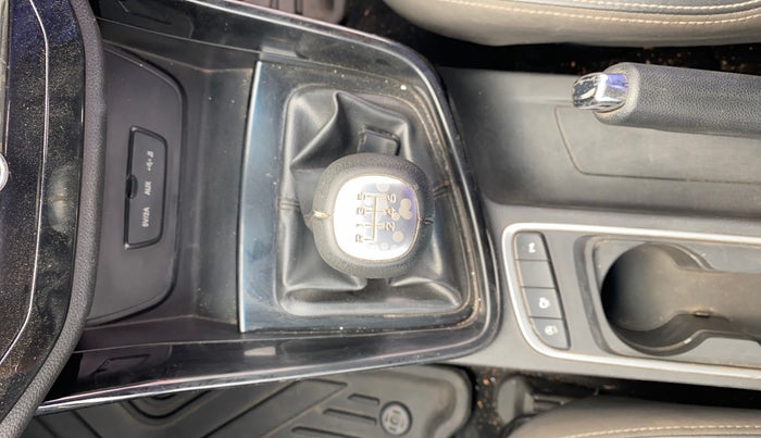 2020 MG HECTOR SHARP HYBRID 1.5 PETROL, Petrol, Manual, 41,956 km, Gear Lever