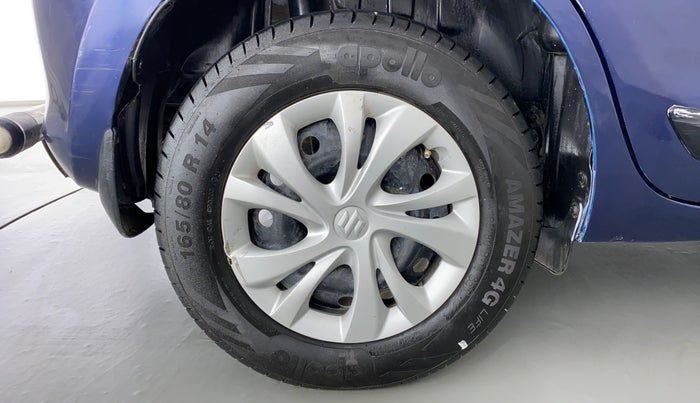 2018 Maruti Swift VXI D, Petrol, Manual, 94,328 km, Right Rear Wheel