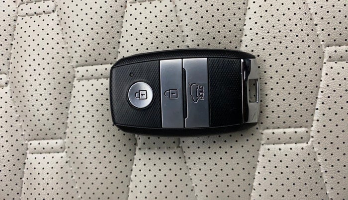 2020 KIA SELTOS HTX 1.5 PETROL, Petrol, Manual, 66,288 km, Key Close Up