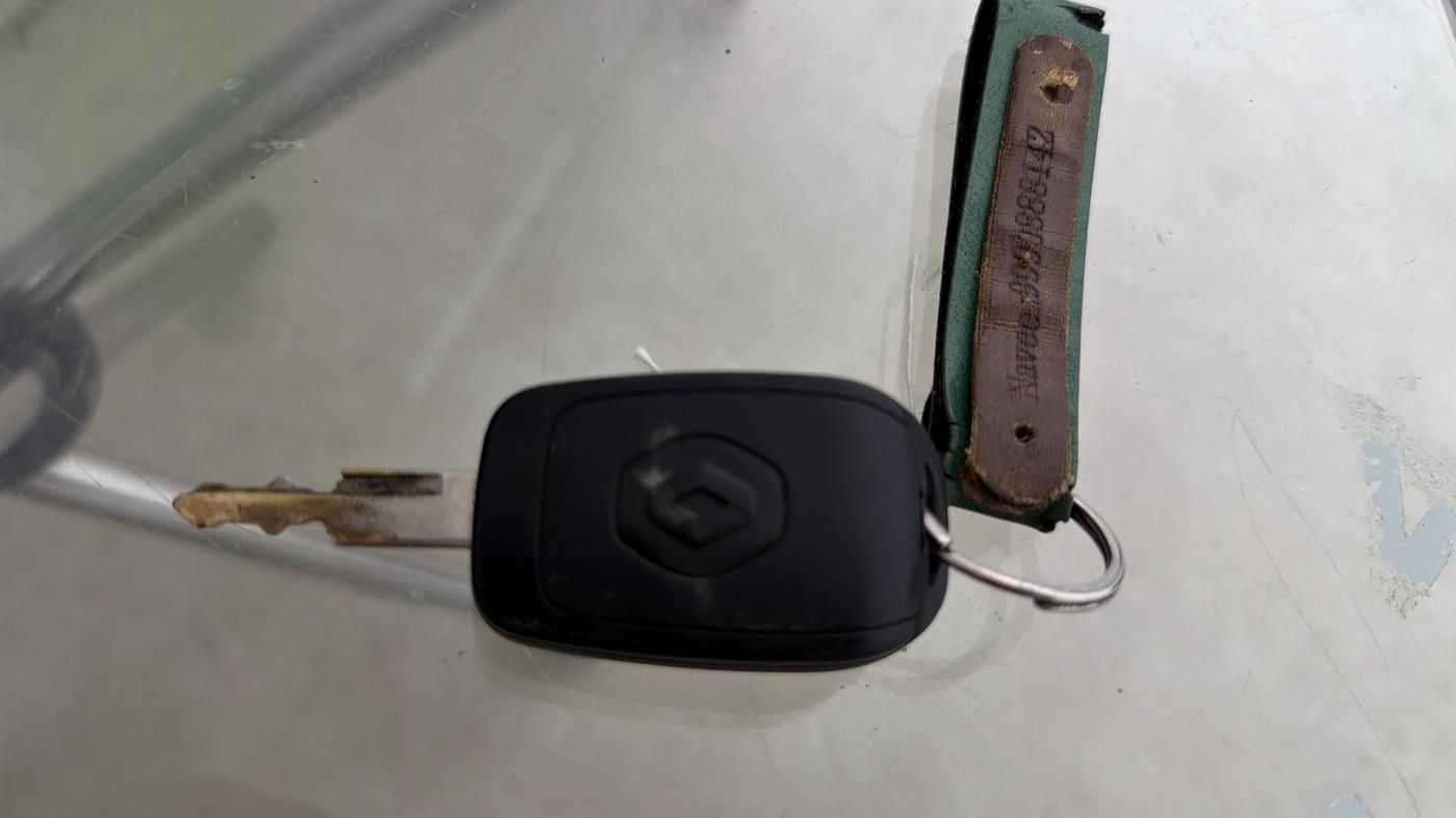 2017 Renault Kwid RXL, Petrol, Manual, 95,469 km, Key Close Up