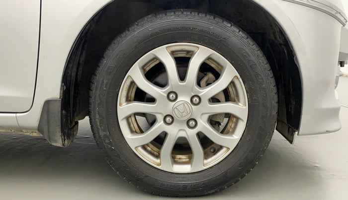 2015 Honda Amaze 1.2L I-VTEC VX, Petrol, Manual, 41,833 km, Right Front Wheel