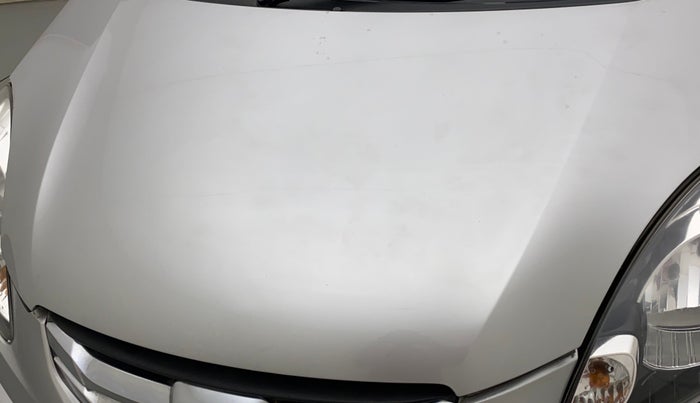 2015 Honda Amaze 1.2L I-VTEC VX, Petrol, Manual, 41,833 km, Bonnet (hood) - Slightly dented