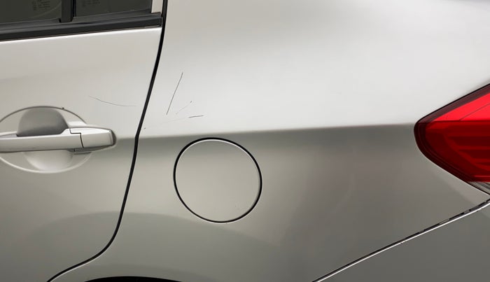 2015 Honda Amaze 1.2L I-VTEC VX, Petrol, Manual, 41,833 km, Left quarter panel - Minor scratches
