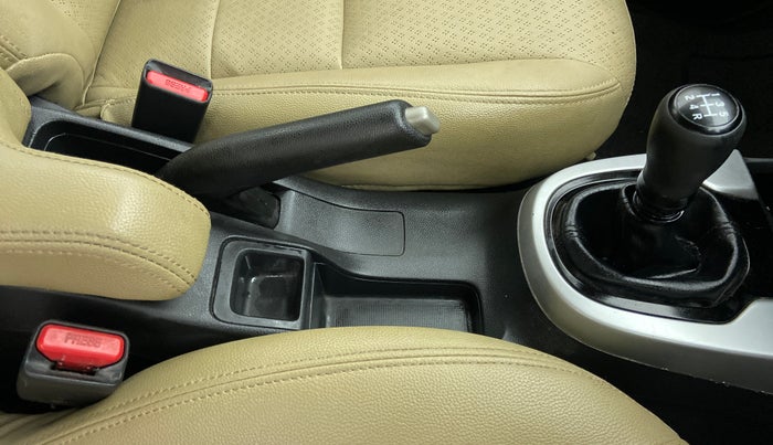 2018 Honda WR-V 1.2 i-VTEC VX MT, Petrol, Manual, 57,726 km, Gear Lever