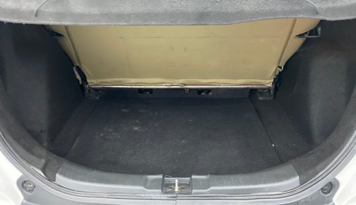 2018 Honda WR-V 1.2 i-VTEC VX MT, Petrol, Manual, 57,726 km, Boot Inside