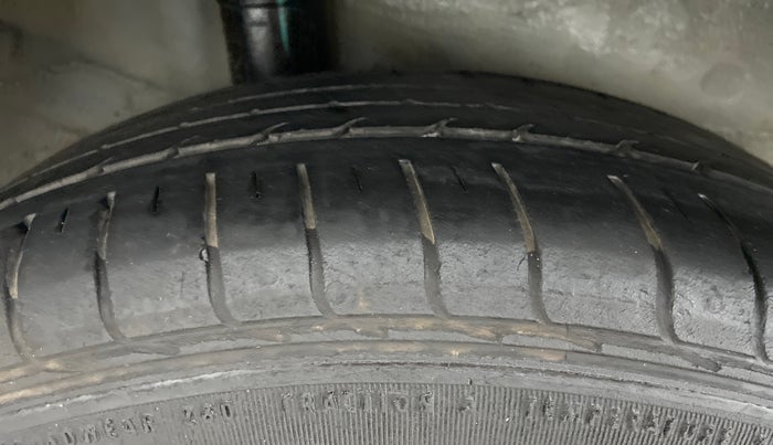 2018 Honda WR-V 1.2 i-VTEC VX MT, Petrol, Manual, 57,726 km, Right Rear Tyre Tread