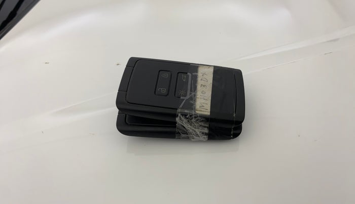 2022 Renault Kiger RXZ TURBO CVT, Petrol, Automatic, 10,345 km, Key Close Up