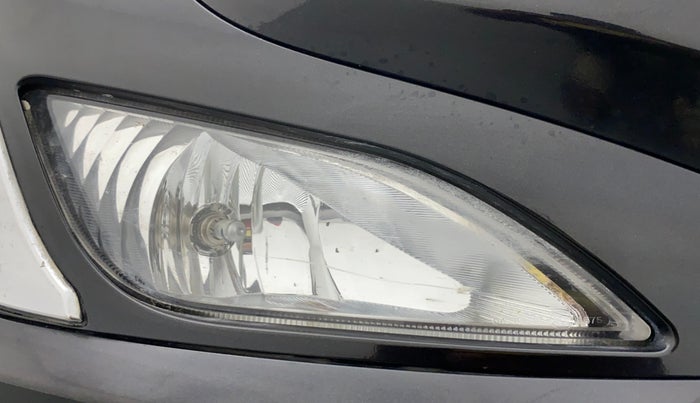 2019 Mahindra XUV500 W11 (O) AT, Diesel, Automatic, 52,460 km, Right fog light - Not working
