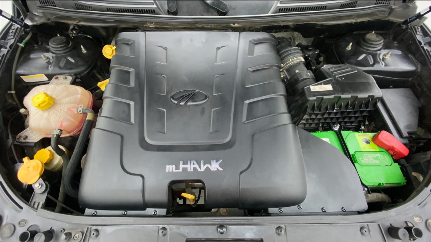 2019 Mahindra XUV500 W11 (O) AT, Diesel, Automatic, 52,460 km, Open Bonet