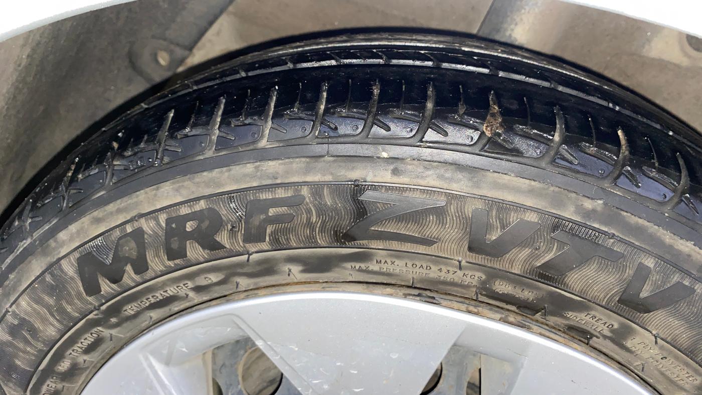 2017 Hyundai Xcent E+, CNG, Manual, 74,808 km, Right Rear Tyre Tread