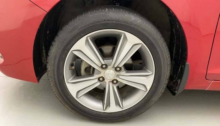 2018 Hyundai Verna 1.6 VTVT SX, Petrol, Manual, 52,517 km, Left Front Wheel