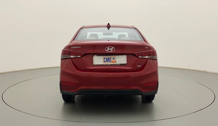 2018 Hyundai Verna 1.6 VTVT SX, Petrol, Manual, 52,517 km, Back/Rear