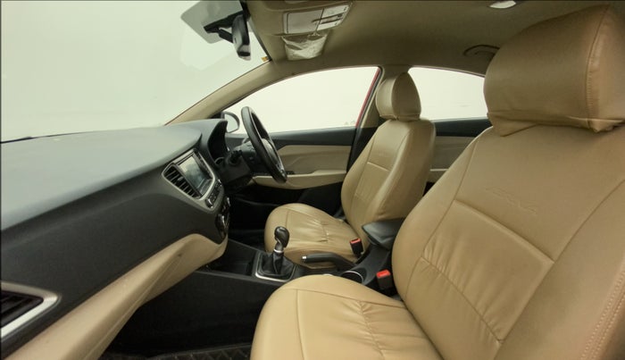 2018 Hyundai Verna 1.6 VTVT SX, Petrol, Manual, 52,517 km, Right Side Front Door Cabin