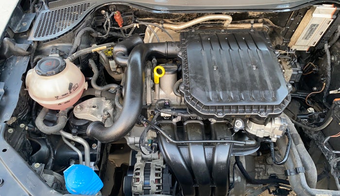 2020 Volkswagen Polo COMFORTLINE 1.0L TSI, Petrol, Manual, 70,362 km, Engine View - Right