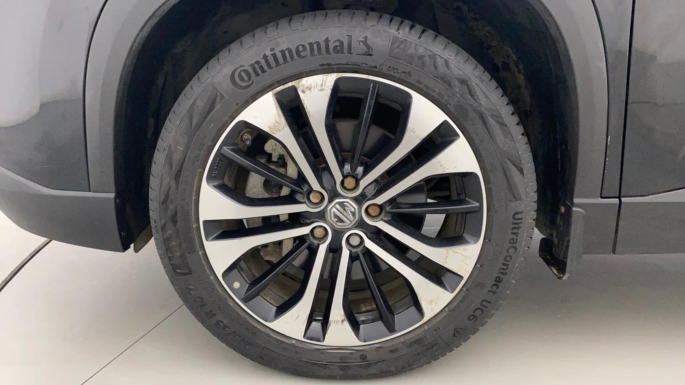 2021 MG HECTOR SHARP 1.5 PETROL CVT, Petrol, Automatic, 9,228 km, Left Front Wheel