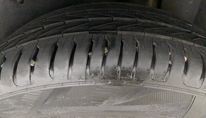 2021 MG HECTOR SHARP 1.5 PETROL CVT, Petrol, Automatic, 9,228 km, Left Rear Tyre Tread