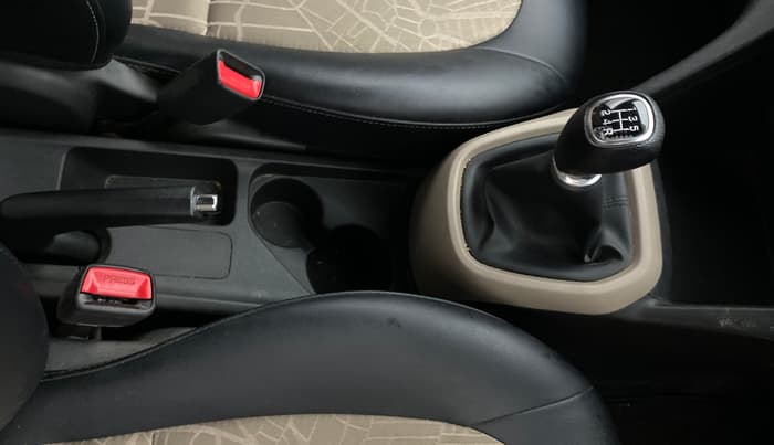 2019 Hyundai Grand i10 SPORTZ 1.2 KAPPA VTVT, Petrol, Manual, 33,152 km, Gear Lever