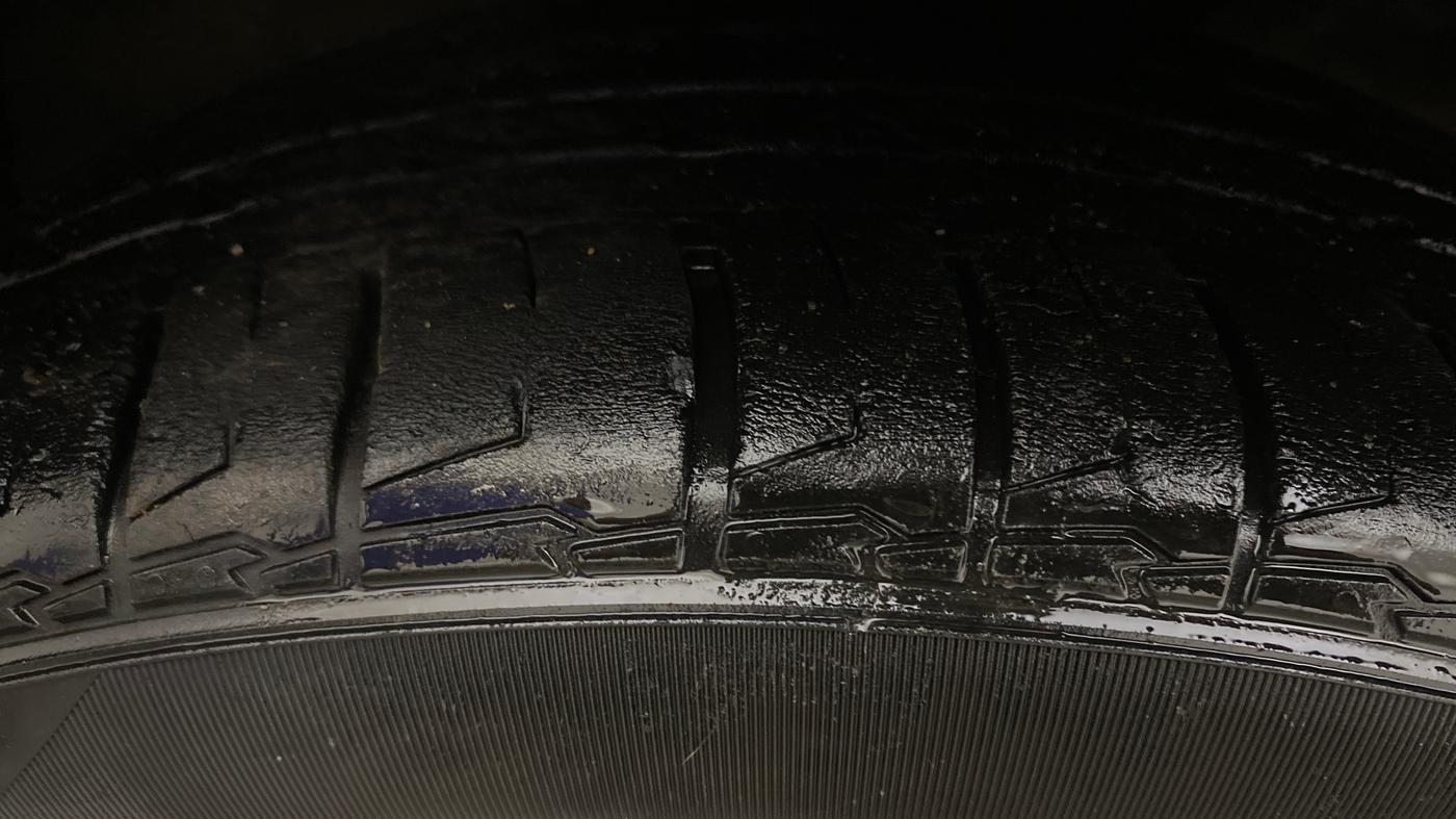 2021 KIA SELTOS X LINE 1.4 PETROL DCT, Petrol, Automatic, 93,963 km, Right Front Tyre Tread