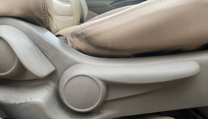 2013 Nissan Sunny XV DIESEL, Diesel, Manual, 1,20,954 km, Driver Side Adjustment Panel