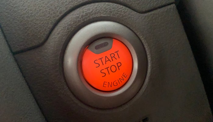 2013 Nissan Sunny XV DIESEL, Diesel, Manual, 1,20,954 km, Keyless Start/ Stop Button