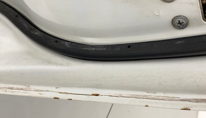 2012 Maruti Ertiga VDI, Diesel, Manual, 1,10,723 km, Driver-side door - Slightly rusted