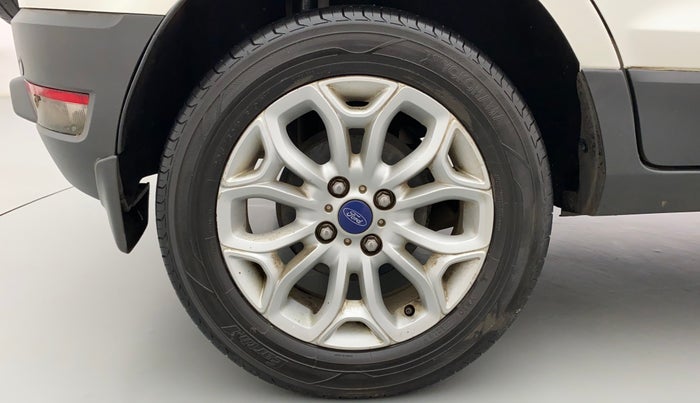 2016 Ford Ecosport TITANIUM 1.5L DIESEL, Diesel, Manual, 1,14,735 km, Right Rear Wheel