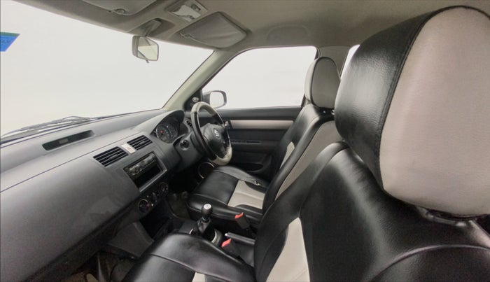 2010 Maruti Swift VXI, Petrol, Manual, 73,531 km, Right Side Front Door Cabin