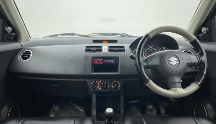 2010 Maruti Swift VXI, Petrol, Manual, 73,531 km, Dashboard