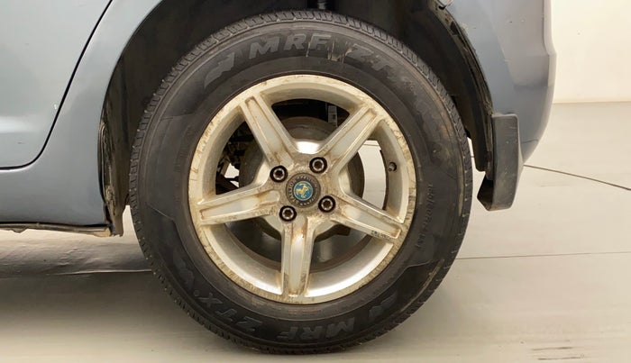 2010 Maruti Swift VXI, Petrol, Manual, 73,531 km, Left Rear Wheel