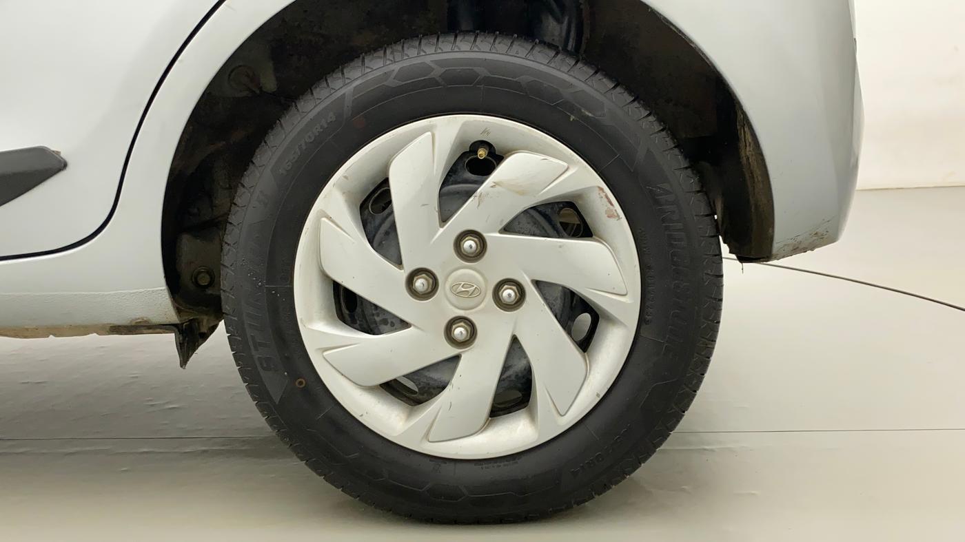 2019 Hyundai NEW SANTRO SPORTZ CNG, CNG, Manual, 89,740 km, Left Rear Wheel