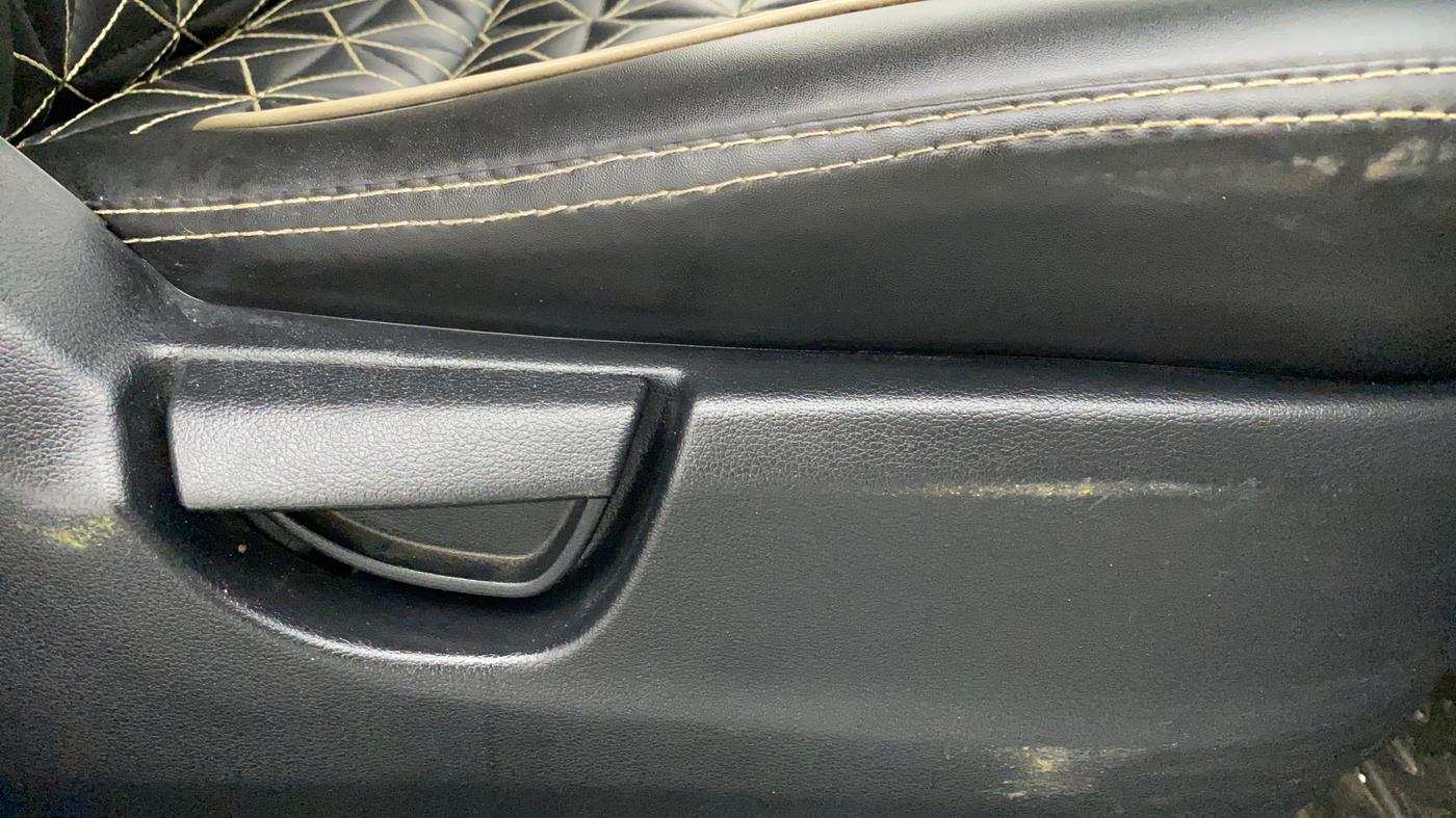 2019 Hyundai NEW SANTRO SPORTZ CNG, CNG, Manual, 89,740 km, Driver Side Adjustment Panel