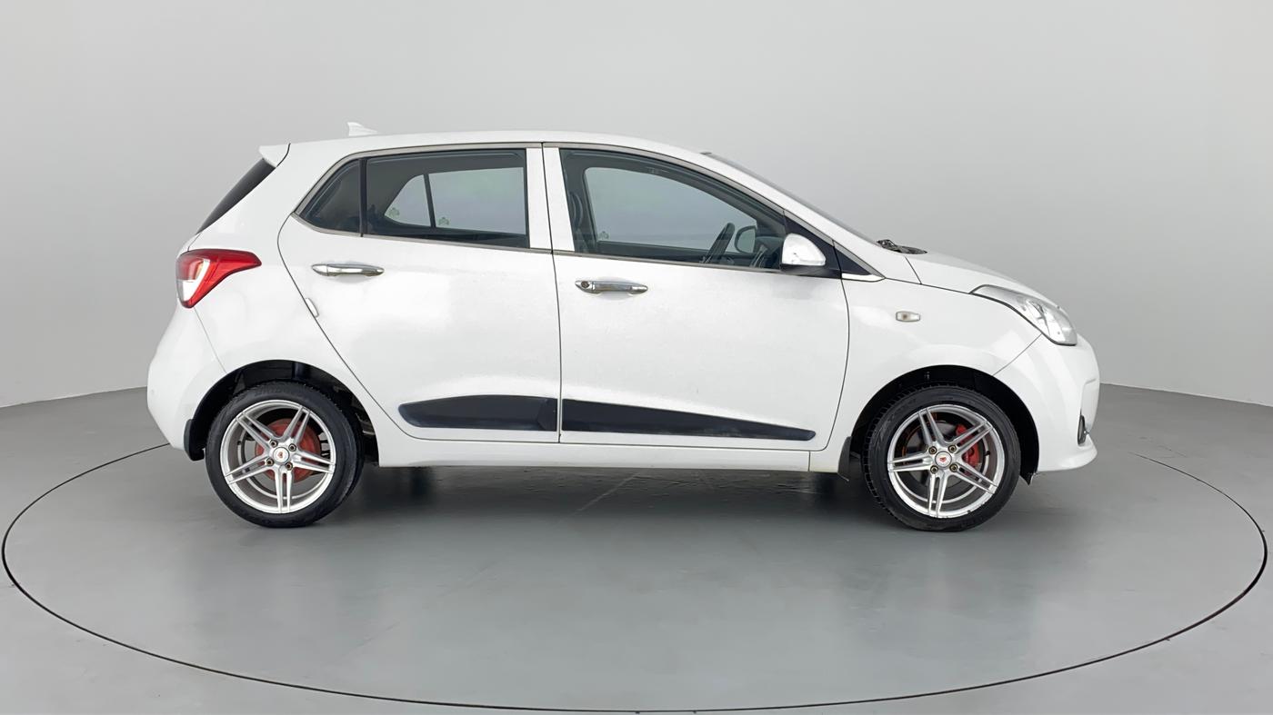 2018 Hyundai Grand i10 SPORTZ 1.2 KAPPA VTVT, Petrol, Manual, 36,890 km, Right Side