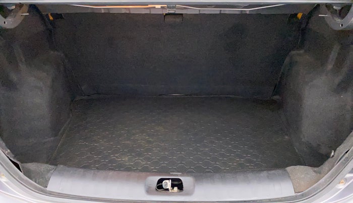 2013 Maruti Swift Dzire ZDI, Diesel, Manual, 97,113 km, Boot Inside