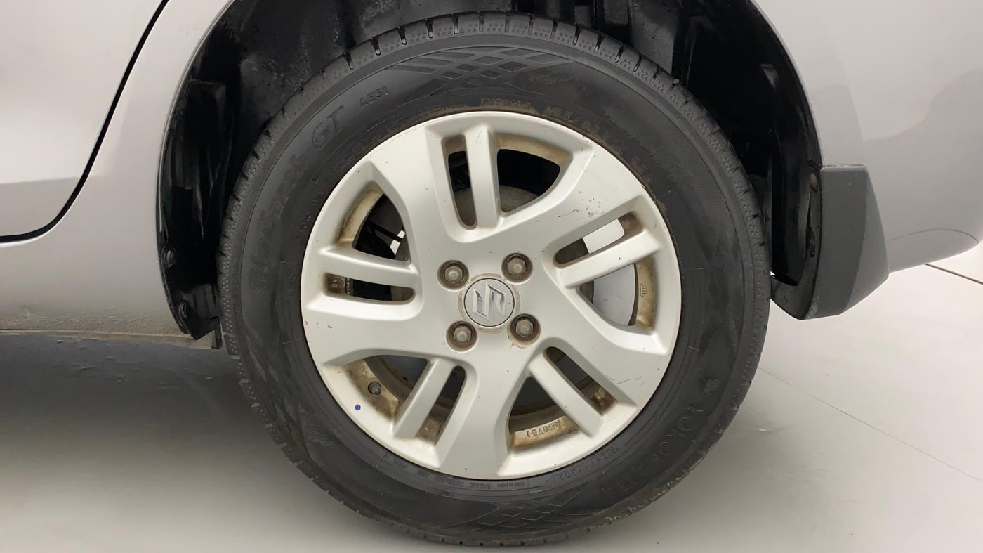 2013 Maruti Swift Dzire ZDI, Diesel, Manual, 97,113 km, Left Rear Wheel