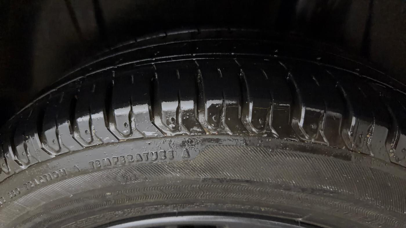 2021 Maruti XL6 ZETA AT, Petrol, Automatic, 23,428 km, Left Rear Tyre Tread