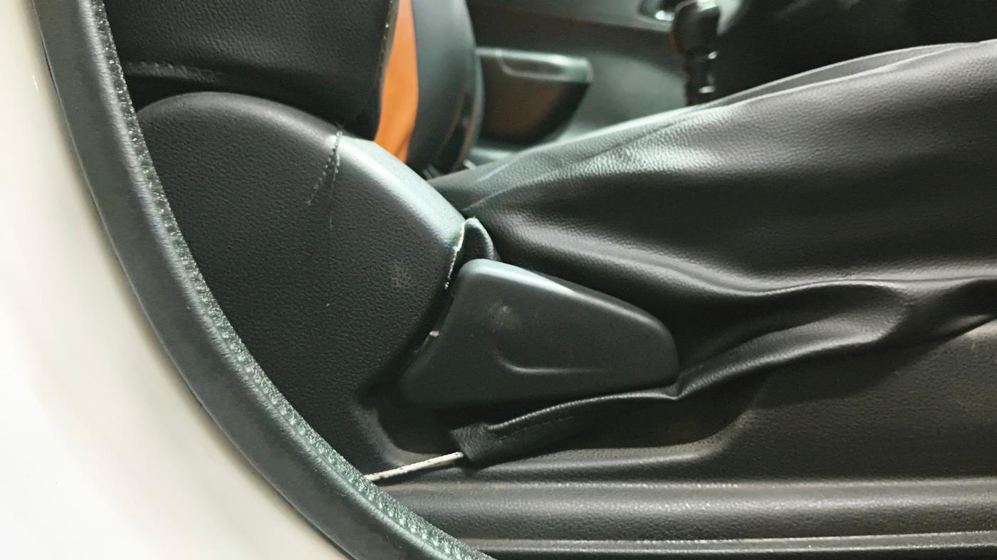 2019 Renault Kwid RXL, Petrol, Manual, 78,567 km, Driver Side Adjustment Panel