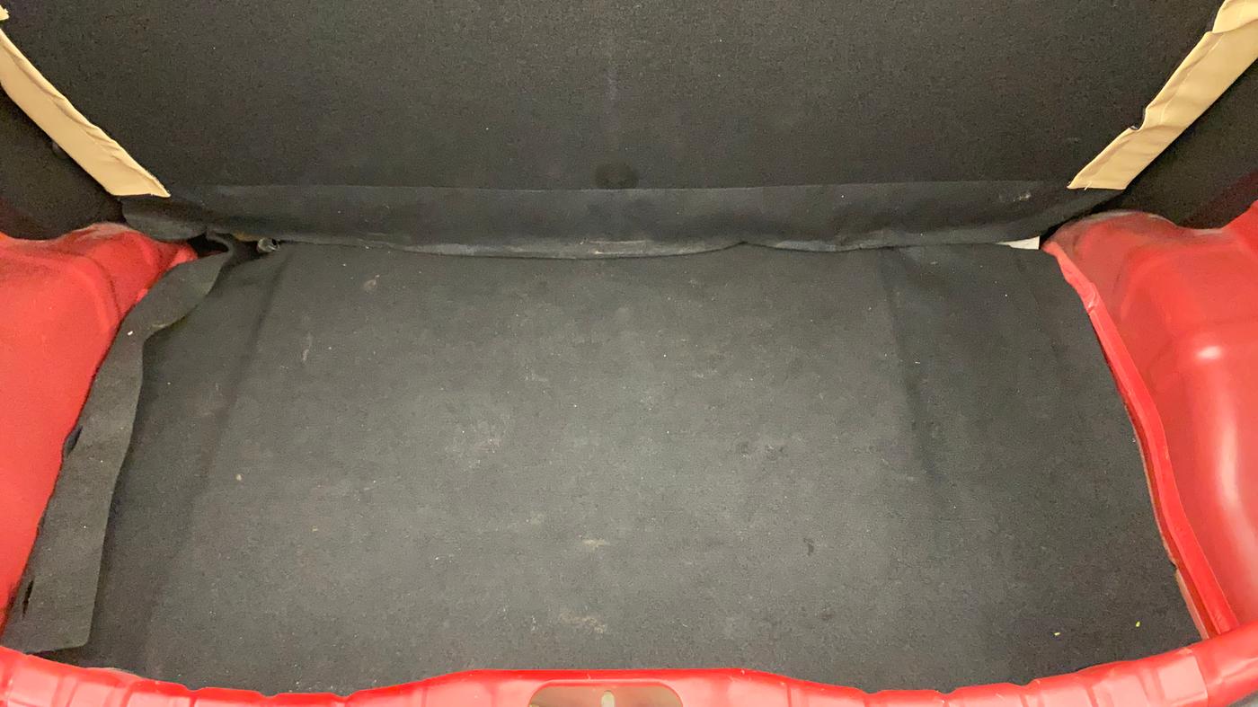 2017 Hyundai Eon ERA +, Petrol, Manual, 26,561 km, Boot Inside