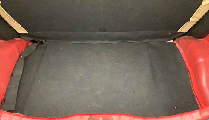 2017 Hyundai Eon ERA +, Petrol, Manual, 26,561 km, Boot Inside