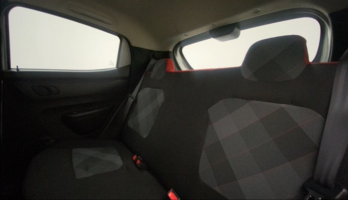 2020 Renault Kwid RXT 1.0 AMT (O), Petrol, Automatic, 17,037 km, Right Side Rear Door Cabin
