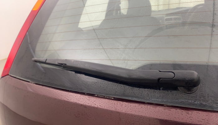 2014 Fiat Grand Punto DYNAMIC 1.3, Diesel, Manual, 1,12,238 km, Rear Wiper