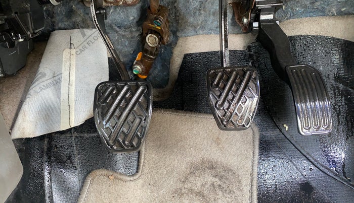 2016 Nissan Sunny XL, Petrol, Manual, 1,28,818 km, Pedals