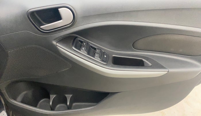 2016 Ford New Figo TREND 1.2 PETROL, Petrol, Manual, 79,879 km, Driver Side Door Panels Control