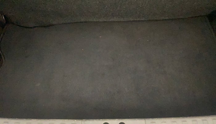 2016 Ford New Figo TREND 1.2 PETROL, Petrol, Manual, 79,879 km, Boot Inside