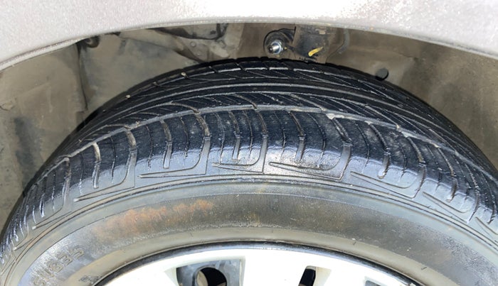 2016 Honda Jazz 1.2L I-VTEC S, Petrol, Manual, 37,936 km, Left Front Tyre Tread