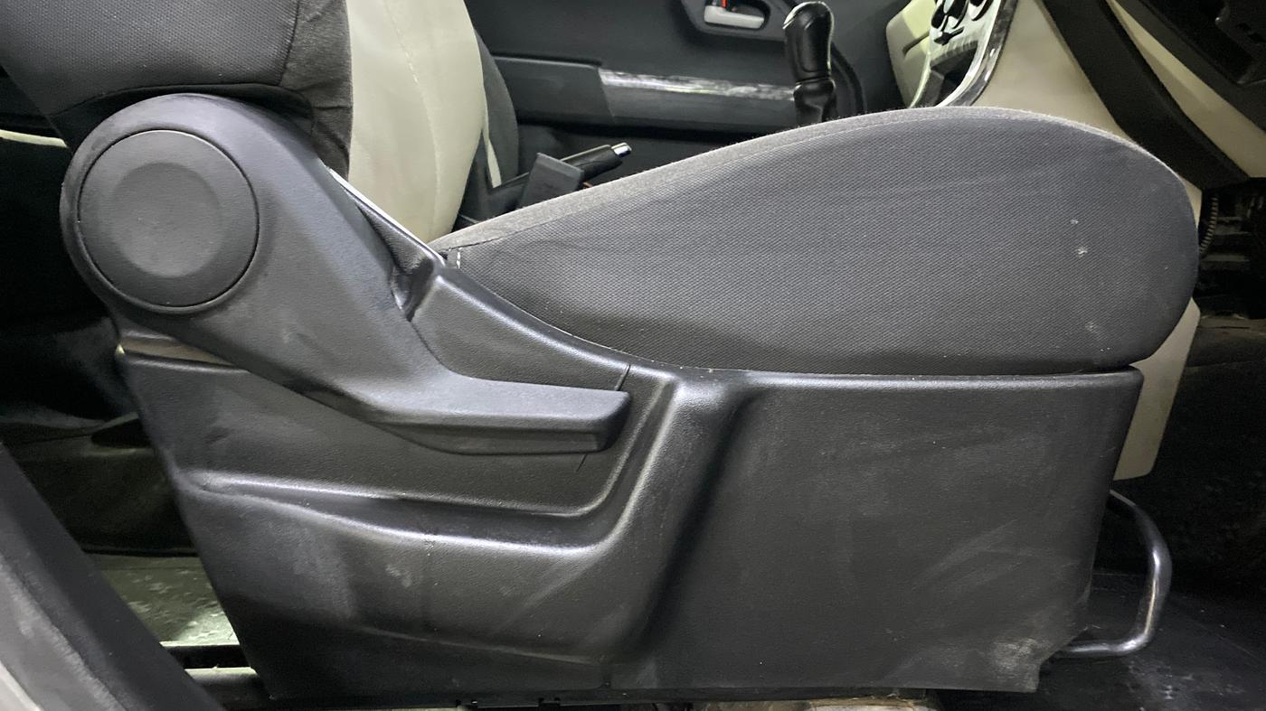2022 Maruti New Wagon-R VXI 1.0, Petrol, Manual, 46,182 km, Driver Side Adjustment Panel